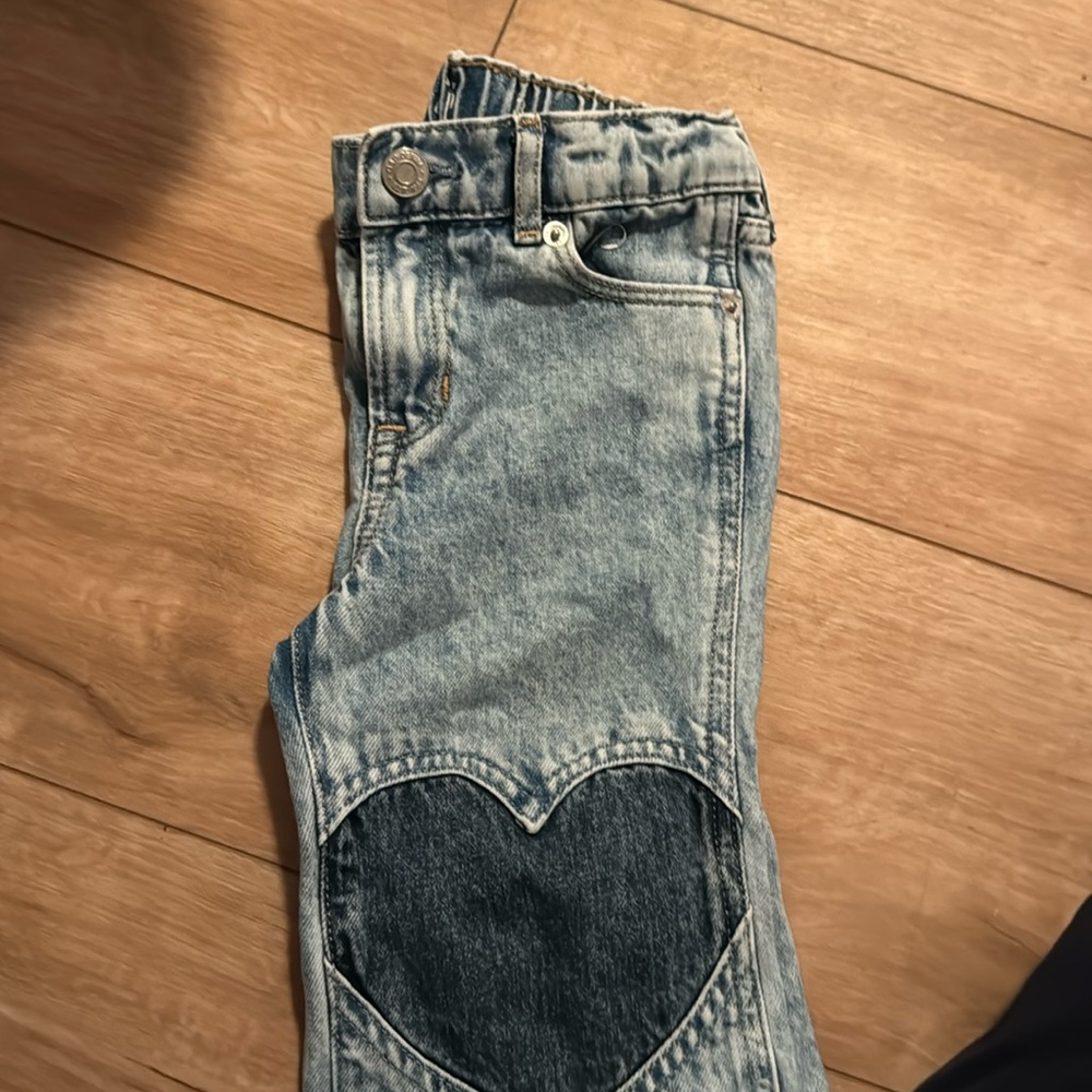 Girl jeans GAP kids heart great condition